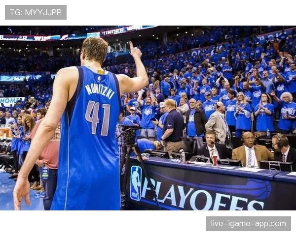 诺维茨基关键单打效率提升改变湖人内线进攻结构